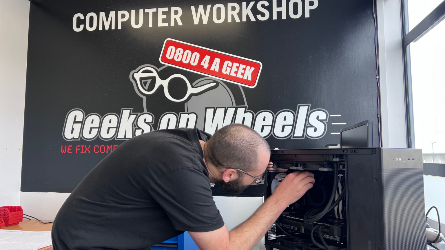 Guide to buying refurbished or second-hand computers - Geeks on Wheels